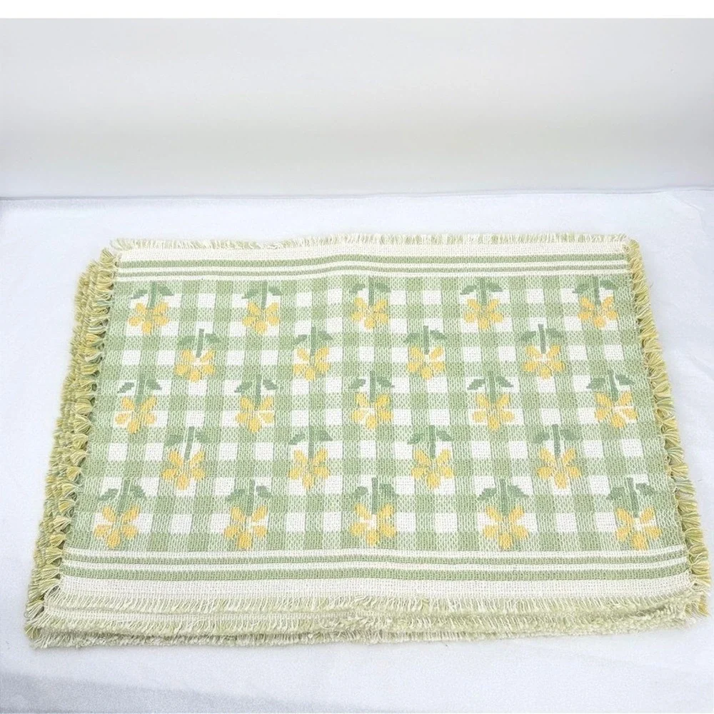 Woven Placemats Set of 4 Green Gingham Floral Fringe Cottage Country Kitchen